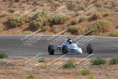 media/Jun-01-2025-CalClub SCCA (Sun) [[eae223c5dd]]/Group 3/Qualifying/
